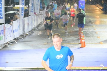 Photo HO CHI MINH CITY NIGHT RUN EXIMBANK 2026 - 6ec68b6aff981b79e7fcdf9b5f41899e.jpg