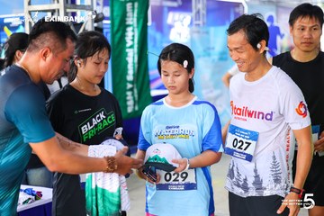 Photo HO CHI MINH CITY NIGHT RUN EXIMBANK 2026 - 6ed6e9983883a7e2943e13199bf41329.jpg