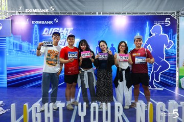 Photo HO CHI MINH CITY NIGHT RUN EXIMBANK 2026 - 6f73cd8aa88e9dd233e3e14a043e8952.jpg