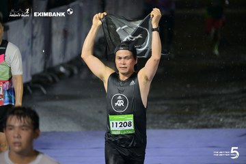 Photo HO CHI MINH CITY NIGHT RUN EXIMBANK 2026 - 7116f857318cc6f54e3949cfc1007d7f.jpg