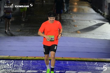 Photo HO CHI MINH CITY NIGHT RUN EXIMBANK 2026 - 71518d6cb7734ecc82d4980b212e18c9.jpg