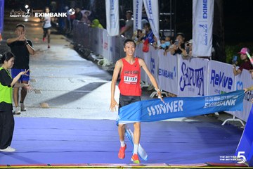 Photo HO CHI MINH CITY NIGHT RUN EXIMBANK 2026 - 71600271d4dc2f0bed2c941a674e269b.jpg