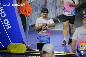 Photo HO CHI MINH CITY NIGHT RUN EXIMBANK 2026 - 723d5cef35fc4eb3a89512cb39a4a6ca.jpg