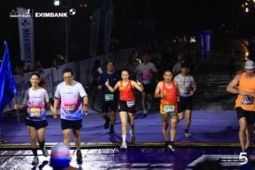 HO CHI MINH CITY NIGHT RUN EXIMBANK 2026 - Ảnh #4988210
