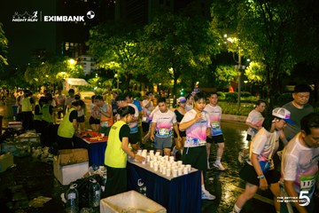 Photo HO CHI MINH CITY NIGHT RUN EXIMBANK 2026 - 74b84b0032f3b7ab8c1650820ef3f182.jpg