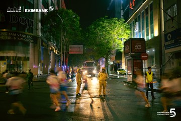 Photo HO CHI MINH CITY NIGHT RUN EXIMBANK 2026 - 74d4f961d3532e44caf9d142a4e07dfe.jpg