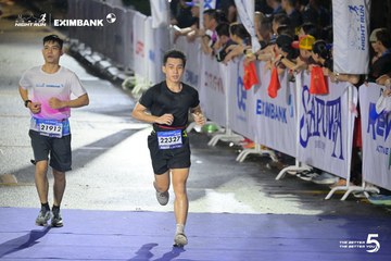 HO CHI MINH CITY NIGHT RUN EXIMBANK 2026 - Ảnh #4983833