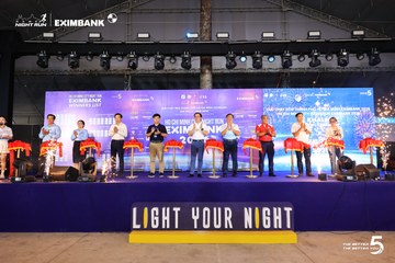 Photo HO CHI MINH CITY NIGHT RUN EXIMBANK 2026 - 7783e692d237907a3c00591f50e84eb3.jpg