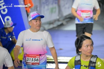 Photo HO CHI MINH CITY NIGHT RUN EXIMBANK 2026 - 77f97ee9b73dcf6ed22f29852f51c2de.jpg