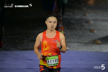Photo HO CHI MINH CITY NIGHT RUN EXIMBANK 2026 - 79dc142e3178b956527c9bfa1b1a937e.jpg
