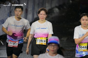 Photo HO CHI MINH CITY NIGHT RUN EXIMBANK 2026 - 79f720088713ba05426b07e40f44a508.jpg