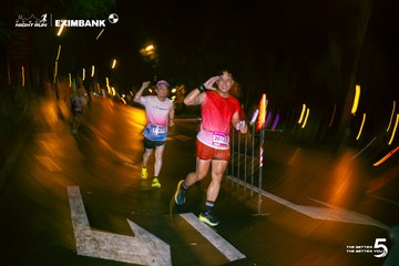 Photo HO CHI MINH CITY NIGHT RUN EXIMBANK 2026 - 7a2d6d3a634a1b7ca0ccd0b946c0a307.jpg