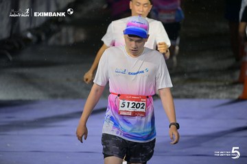 Photo HO CHI MINH CITY NIGHT RUN EXIMBANK 2026 - 7a3e147723cfcf021bef28729870606e.jpg
