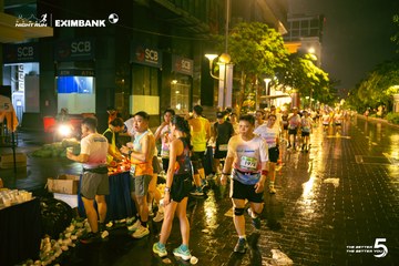 Photo HO CHI MINH CITY NIGHT RUN EXIMBANK 2026 - 7aacb481601f5a7d43f418fa7eee6a26.jpg