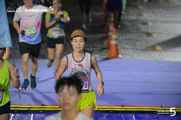 Photo HO CHI MINH CITY NIGHT RUN EXIMBANK 2026 - 7c057fc1cfc482baf60b5ed90d903c42.jpg