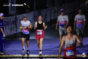 HO CHI MINH CITY NIGHT RUN EXIMBANK 2026 - Ảnh #4988394