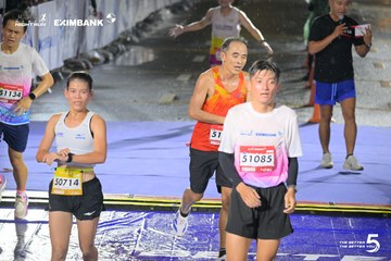 Photo HO CHI MINH CITY NIGHT RUN EXIMBANK 2026 - 7cba059d5251684a8cb18cff0fd5d763.jpg