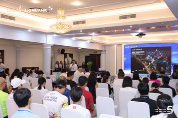 Photo HO CHI MINH CITY NIGHT RUN EXIMBANK 2026 - 7d4195fecb8f080e61b1a2310fc0a60b.jpg