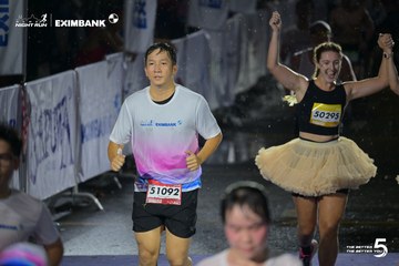 Photo HO CHI MINH CITY NIGHT RUN EXIMBANK 2026 - 7d448029e7294482a031241454f41bb5.jpg