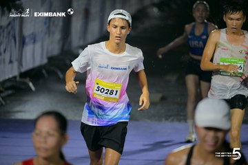 Photo HO CHI MINH CITY NIGHT RUN EXIMBANK 2026 - 7d9c8eefaccab290d75b22d8febc4aa7.jpg