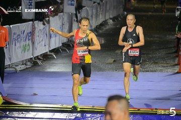 Photo HO CHI MINH CITY NIGHT RUN EXIMBANK 2026 - 7e1dc78c4eb2fdad62925e1cf431cf16.jpg
