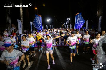 Ảnh sự kiện HO CHI MINH CITY NIGHT RUN EXIMBANK 2026 - 7ef58b8e8329279b78c45912d0016601.jpg