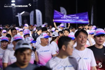 Ảnh sự kiện HO CHI MINH CITY NIGHT RUN EXIMBANK 2026 - 7f8bf67d681d67100237b6b1168eda2d.jpg