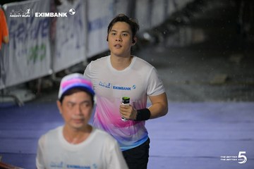 Photo HO CHI MINH CITY NIGHT RUN EXIMBANK 2026 - 80604ef81e250b0807fbcb43bd264d2b.jpg