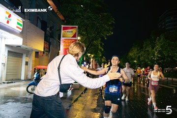 Ảnh sự kiện HO CHI MINH CITY NIGHT RUN EXIMBANK 2026 - 806dd55a6d3fb8ffa88af42d43bf43bc.jpg