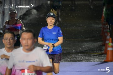Photo HO CHI MINH CITY NIGHT RUN EXIMBANK 2026 - 80a9ede1357bd3ab62e2e55b561658fd.jpg