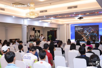 Photo HO CHI MINH CITY NIGHT RUN EXIMBANK 2026 - 8178d52b03ba40d662906763d6013394.jpg