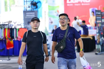 Photo HO CHI MINH CITY NIGHT RUN EXIMBANK 2026 - 818786366604b1a1761cb6c01bf34ac8.jpg