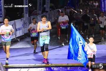 HO CHI MINH CITY NIGHT RUN EXIMBANK 2026 - Ảnh #4987803