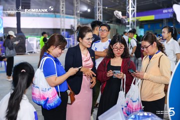 Photo HO CHI MINH CITY NIGHT RUN EXIMBANK 2026 - 81fa8d3306e6e03883b63a877792d821.jpg