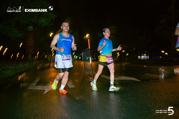 Photo HO CHI MINH CITY NIGHT RUN EXIMBANK 2026 - 8291dc90221170ec0846568ee6bc6b26.jpg