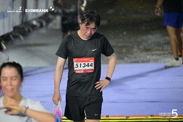 Photo HO CHI MINH CITY NIGHT RUN EXIMBANK 2026 - 83ba40596a48b7404b543b59b7ea1701.jpg
