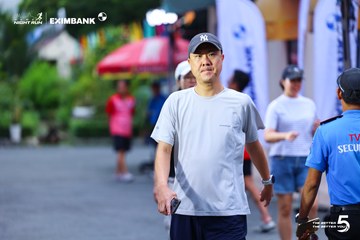 Photo HO CHI MINH CITY NIGHT RUN EXIMBANK 2026 - 853e9444e82a732c721f5fd64ceb0392.jpg
