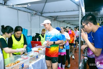Ảnh sự kiện HO CHI MINH CITY NIGHT RUN EXIMBANK 2026 - 8626704c0fbd48f54ce24dd214cca18f.jpg
