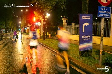 Photo HO CHI MINH CITY NIGHT RUN EXIMBANK 2026 - 8686a139b53b73b8a3f13f53066e5751.jpg