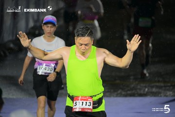 Photo HO CHI MINH CITY NIGHT RUN EXIMBANK 2026 - 879d66e17c7d06d1126781f9bf88582a.jpg