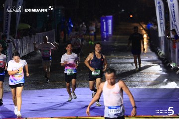 HO CHI MINH CITY NIGHT RUN EXIMBANK 2026 - Ảnh #4987675