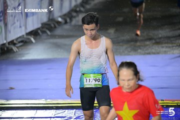 Ảnh sự kiện HO CHI MINH CITY NIGHT RUN EXIMBANK 2026 - 899ae7dc6c2bdddd4fb8489e898772eb.jpg