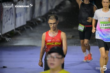 Photo HO CHI MINH CITY NIGHT RUN EXIMBANK 2026 - 8bd8cb9fb9d1f7d75e96713cb7773345.jpg