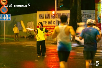 Photo HO CHI MINH CITY NIGHT RUN EXIMBANK 2026 - 8bf1ac0de26fcca32330632053ccec73.jpg