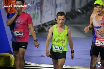 Photo HO CHI MINH CITY NIGHT RUN EXIMBANK 2026 - 8c2dda6e7a52c6467556c30447a1dc2b.jpg
