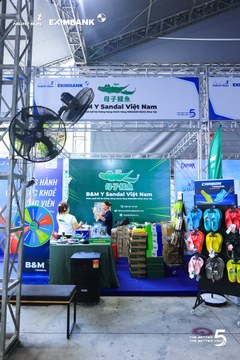 Ảnh sự kiện HO CHI MINH CITY NIGHT RUN EXIMBANK 2026 - 8cefc9ec4716b1629b3cc22e17f9fdfb.jpg