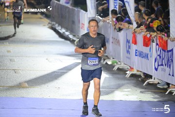 HO CHI MINH CITY NIGHT RUN EXIMBANK 2026 - Ảnh #4983850