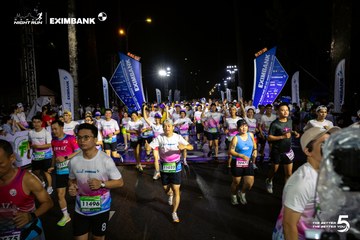 Ảnh sự kiện HO CHI MINH CITY NIGHT RUN EXIMBANK 2026 - 8d5c18281f26e9a3b162ca8fd6140cf2.jpg