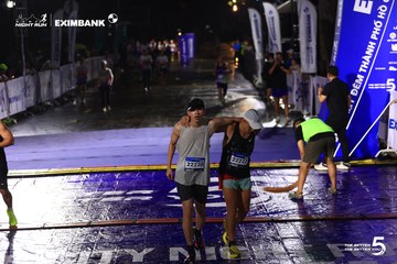 HO CHI MINH CITY NIGHT RUN EXIMBANK 2026 - Ảnh #4988536
