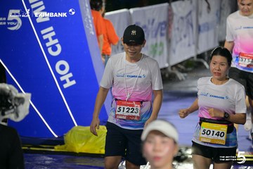 Photo HO CHI MINH CITY NIGHT RUN EXIMBANK 2026 - 8dc50fa8779680c11c2b073d8eeae5b6.jpg